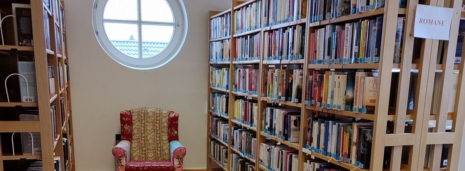 <div class=slidertitel>Bücher für Erwachsene</div><div class=slidertext>unser gesamtes Sortiment an Krimis, Thriller, Romane, Heiteres und Bücher über unsere Heimat ist übersiedelt. Es können weiterhin alle Bücher entliehen werden. </div>